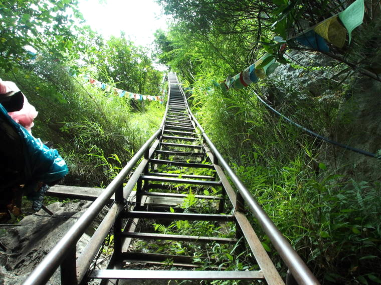 echelle gorges saut du tigre