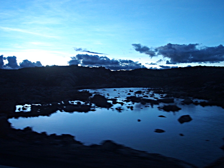 Paysage lunaire aux abords de Daocheng