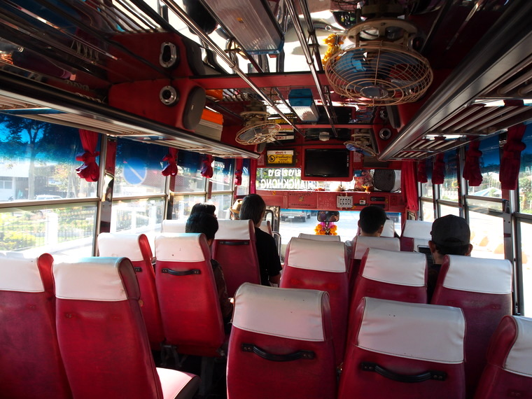 bus frontiere thailande laos