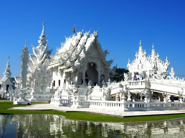 temple blanc chiang rai thailande